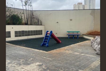 Apartamento à venda com 82m², 3 quartos e 1 vaga Apartamento à venda com 82m², 3 quartos e 1 vagaPlayground