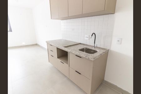 Cozinha de kitnet/studio para alugar com 1 quarto, 27m² em Brás, São Paulo