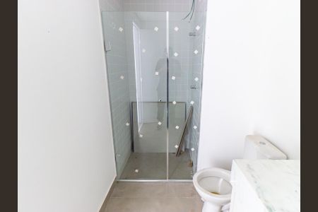 Banheiro de kitnet/studio para alugar com 1 quarto, 28m² em Brás, São Paulo