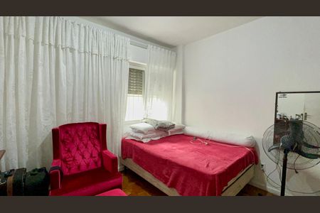 Apartamento à venda com 77m², 2 quartos e 2 vagas Apartamento à venda com 77m², 2 quartos e 2 vagasSuite