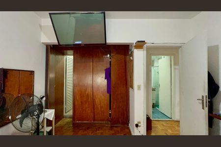 Apartamento à venda com 77m², 2 quartos e 2 vagas Apartamento à venda com 77m², 2 quartos e 2 vagasSuite