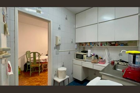 Apartamento à venda com 77m², 2 quartos e 2 vagas Apartamento à venda com 77m², 2 quartos e 2 vagasCozinha