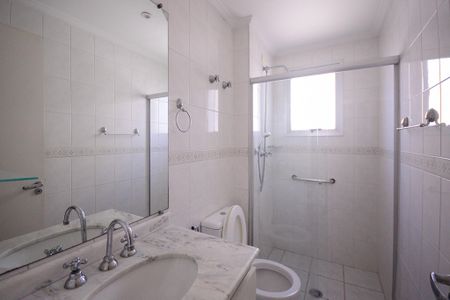 Apartamento para alugar com 65m², 2 quartos e 1 vaga Apartamento para alugar com 65m², 2 quartos e 1 vagaBanheiro Social