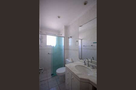 Apartamento para alugar com 65m², 2 quartos e 1 vaga Apartamento para alugar com 65m², 2 quartos e 1 vagaBanheiro da Suite