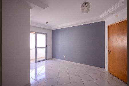 Apartamento para alugar com 65m², 2 quartos e 1 vaga Apartamento para alugar com 65m², 2 quartos e 1 vagaSala