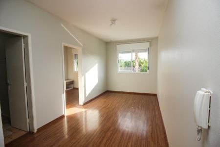 Sala de apartamento para alugar com 1 quarto, 45m² em Partenon, Porto Alegre
