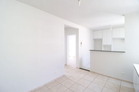 Sala de apartamento para alugar com 2 quartos, 48m² em Shopping Park, Uberlândia