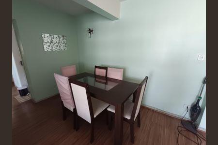 Apartamento à venda com 80m², 3 quartos e 1 vagaSala