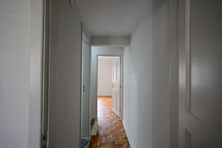 Corredor de casa para alugar com 2 quartos, 90m² em Vila São José, São Paulo