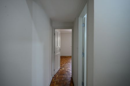 Corredor de casa para alugar com 2 quartos, 90m² em Vila São José, São Paulo
