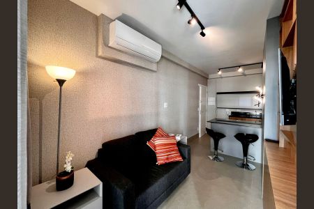Sala/Cozinha de apartamento para alugar com 1 quarto, 40m² em Cambuí, Campinas