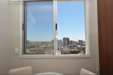 Janela da Sala de apartamento para alugar com 1 quarto, 39m² em Floresta, Porto Alegre