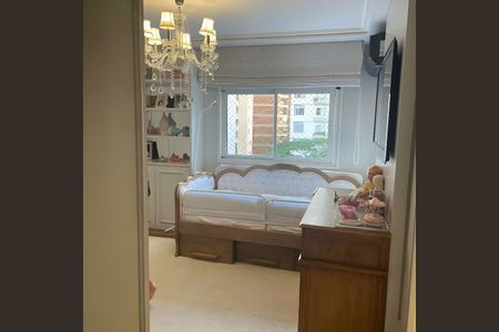 Apartamento para alugar com 2 quartos, 234m² em Vila Nova Conceição, São Paulo