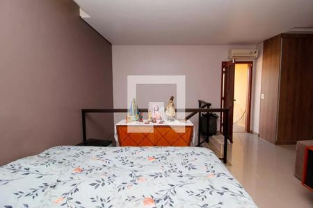 Quarto 4 de casa para alugar com 6 quartos, 330m² em Sagrada Família, Belo Horizonte