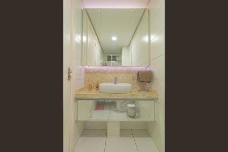 Apartamento para alugar com 51m², 2 quartos e 1 vaga Apartamento para alugar com 51m², 2 quartos e 1 vagaBanheiro