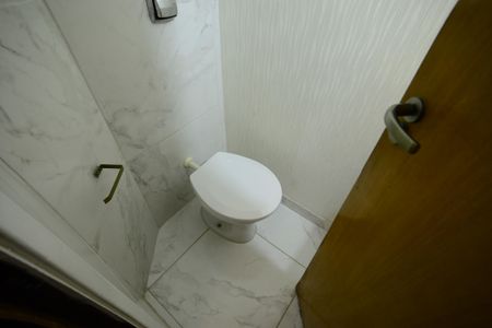 Lavabo de apartamento para alugar com 2 quartos, 50m² em Ipiranga, São Paulo