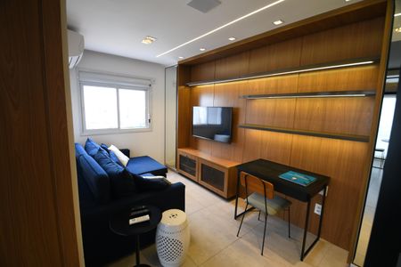 Sala de apartamento para alugar com 1 quarto, 50m² em Cambuí, Campinas