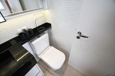 Banheiro Suíte de apartamento para alugar com 1 quarto, 50m² em Cambuí, Campinas