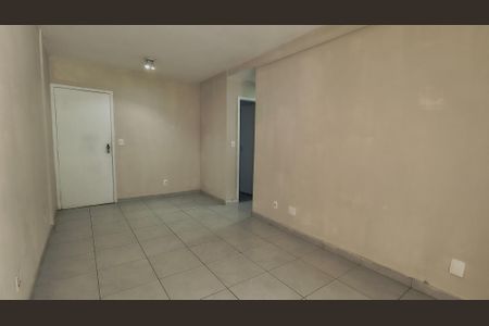 Apartamento para alugar com 79m², 2 quartos e 1 vaga Apartamento para alugar com 79m², 2 quartos e 1 vagaSala