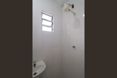 Banheiro de casa para alugar com 1 quarto, 77m² em Jardim Iracema, Taboão da Serra