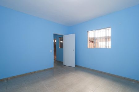 Quarto de casa para alugar com 1 quarto, 77m² em Jardim Iracema, Taboão da Serra
