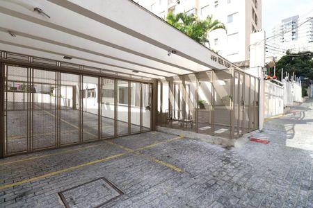Apartamento para alugar com 48m², 2 quartos e 1 vaga Apartamento para alugar com 48m², 2 quartos e 1 vagaFachada