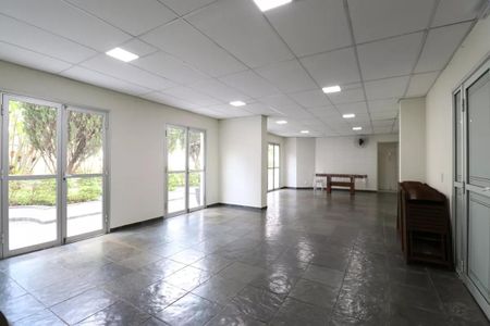 Apartamento para alugar com 48m², 2 quartos e 1 vaga Apartamento para alugar com 48m², 2 quartos e 1 vagaÁrea comum - Salão de Festas