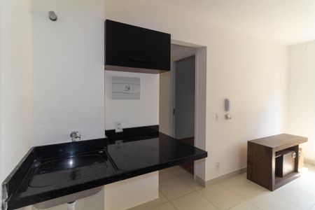 Apartamento para alugar com 32m², 2 quartos e sem vaga Apartamento para alugar com 32m², 2 quartos e sem vagaÁrea de Serviço