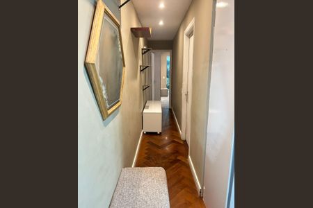 Apartamento à venda com 180m², 3 quartos e 3 vagas Apartamento à venda com 180m², 3 quartos e 3 vagasCorredor