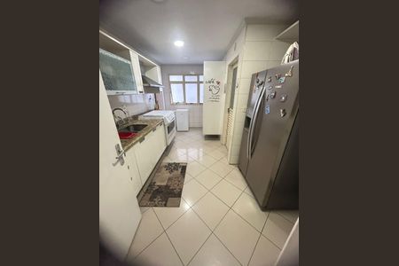 Apartamento à venda com 180m², 3 quartos e 3 vagas Apartamento à venda com 180m², 3 quartos e 3 vagasCozinha