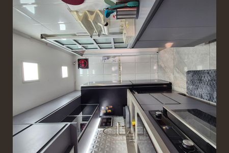 Apartamento à venda com 58m², 2 quartos e 1 vaga Apartamento à venda com 58m², 2 quartos e 1 vagaCozinha