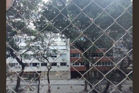 Apartamento à venda com 60m², 2 quartos e 1 vaga