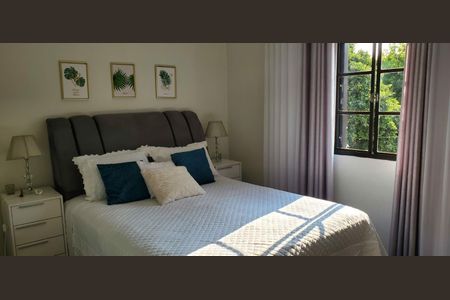 Casa à venda com 3 quartos, 180m² em Vila Alzira, Santo André