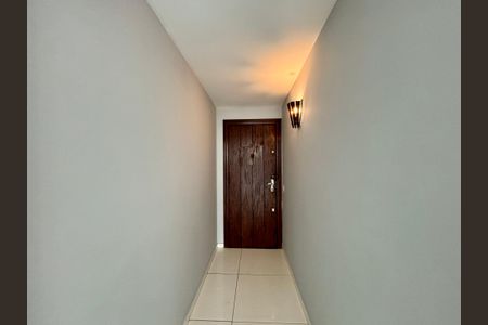 Sala - hall de entrada de apartamento à venda com 3 quartos, 178m² em Leblon, Rio de Janeiro
