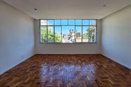 Apartamento à venda com 130m², 3 quartos e 2 vagasSala
