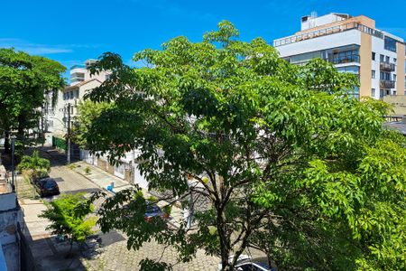 Apartamento à venda com 130m², 3 quartos e 2 vagas Apartamento à venda com 130m², 3 quartos e 2 vagasVista da Sala