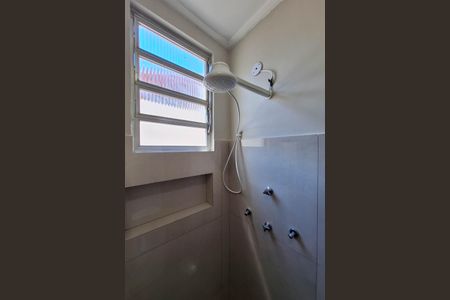 Apartamento à venda com 130m², 3 quartos e 2 vagas Apartamento à venda com 130m², 3 quartos e 2 vagasBanheiro da Suíte 1