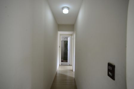 Apartamento à venda com 75m², 2 quartos e 1 vagaCorredor