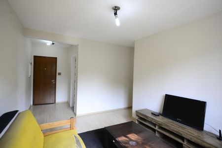 Apartamento para alugar com 75m², 2 quartos e 1 vagaSala