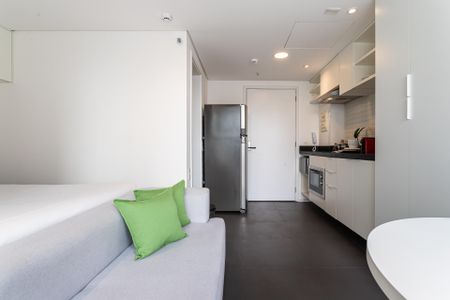 Studio de kitnet/studio para alugar com 1 quarto, 28m² em Jardim das Bandeiras, São Paulo