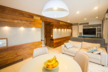 Sala de apartamento à venda com 3 quartos, 138m² em Santo Amaro, São Paulo