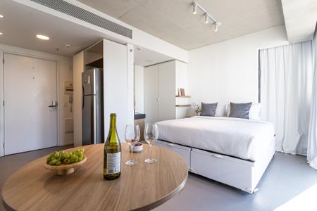 Studio de kitnet/studio para alugar com 1 quarto, 28m² em Jardim das Bandeiras, São Paulo
