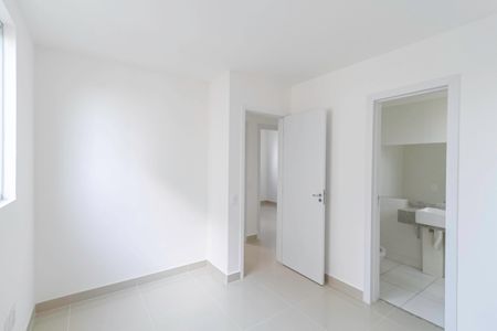 Apartamento para alugar com 65m², 3 quartos e 2 vagas Apartamento para alugar com 65m², 3 quartos e 2 vagasSuíte