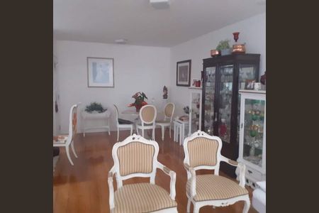 Apartamento à venda com 205m², 4 quartos e 1 vaga