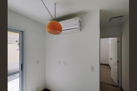 Sala de apartamento para alugar com 1 quarto, 90m² em Vila Isabel, Rio de Janeiro