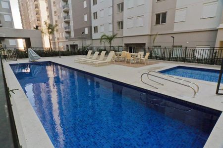 Apartamento para alugar com 34m², 1 quarto e sem vaga Apartamento para alugar com 34m², 1 quarto e sem vagaÁrea comum - Piscina