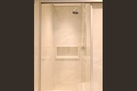 Apartamento à venda com 71m², 1 quarto e 1 vaga Apartamento à venda com 71m², 1 quarto e 1 vagaBanheiro social