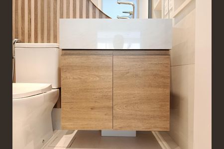 Apartamento à venda com 71m², 1 quarto e 1 vaga Apartamento à venda com 71m², 1 quarto e 1 vagaBanheiro social