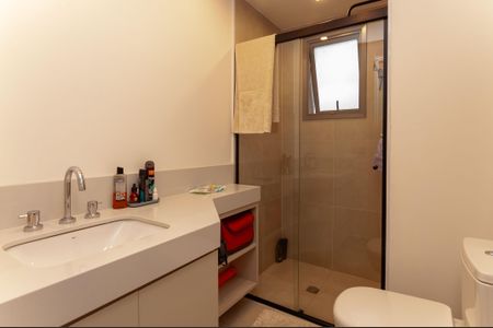 Apartamento para alugar com 115m², 2 quartos e 3 vagas Apartamento para alugar com 115m², 2 quartos e 3 vagasBanheiro da Suíte 1