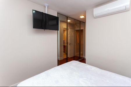 Apartamento para alugar com 115m², 2 quartos e 3 vagas Apartamento para alugar com 115m², 2 quartos e 3 vagasSuíte 1